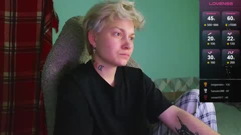 esajukyy online show from 30, 12, 2024