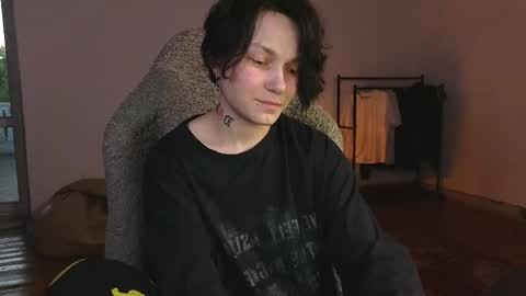 Snapshot of esajukyy chatting on 4, 6, 2026 esajukyy online show from 4, 6, 2026