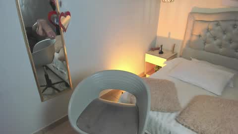 Escarlet online show from 11, 9, 2025