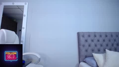 Snapshot of esdeath_cute chatting on 14, 1, 2026 liz online show from 14, 1, 2026