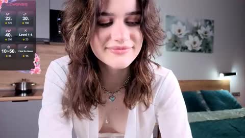 Snapshot of eshleeeygreen chatting on 15, 11, 2025 EshleGreen online show from 15, 11, 2025