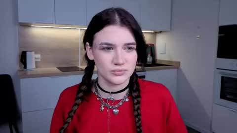 EshleGreen online show from 17, 12, 2025