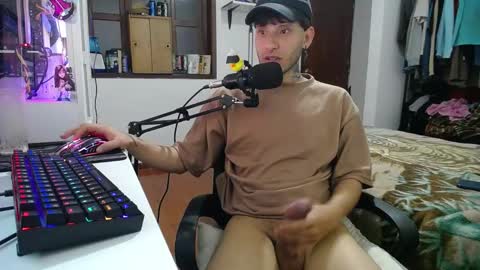 Snapshot of esjrobles chatting on 14, 1, 2025 Esteban online show from 14, 1, 2025