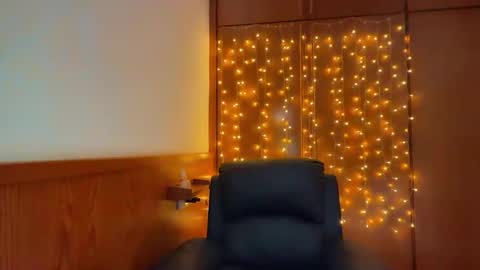 esma347866 online show from 12, 1, 2026