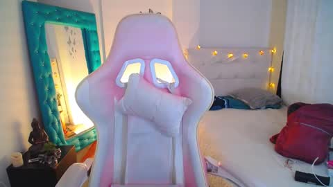 Esmeralda online show from 26, 1, 2025