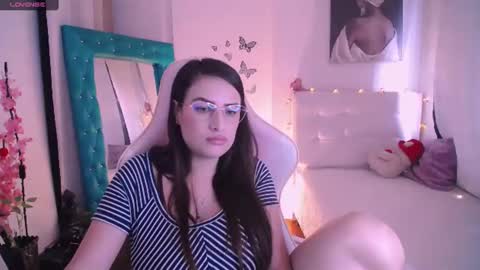 Esmeralda online show from 16, 2, 2025