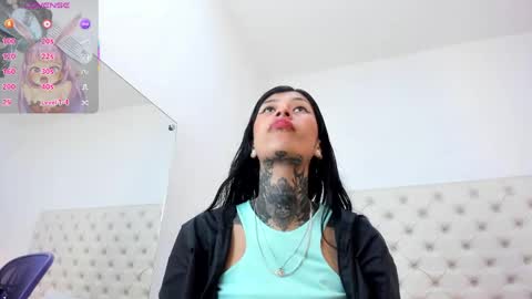 esmeralda  online show from 8, 6, 2026