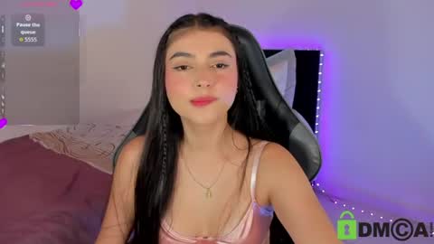 Esmeralda online show from 28, 7, 2026