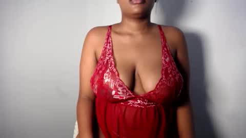 Snapshot of esmeray_ chatting on 11, 5, 2026 Esme online show from 11, 5, 2026