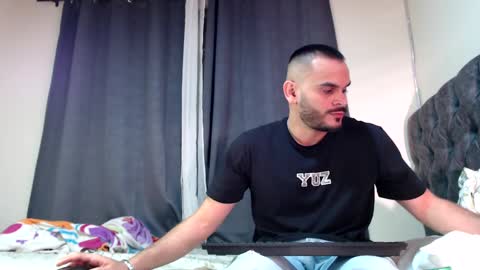 Esteban Fernandez online show from 19, 2, 2025