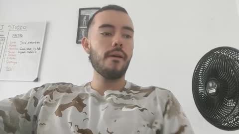 Snapshot of esteban_star chatting on 29, 11, 2025 Esteban Reyes independent model online show from 29, 11, 2025