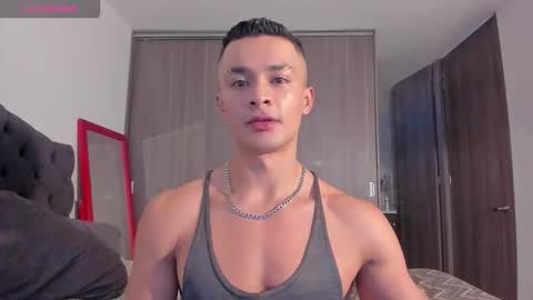 Snapshot of esteban_stud97 chatting on 8, 10, 2025 Esteban Stud online show from 8, 10, 2025