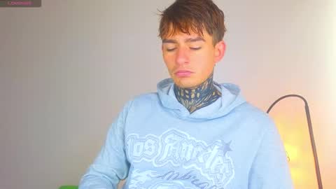 Esteban independent model online show from 14, 1, 2026