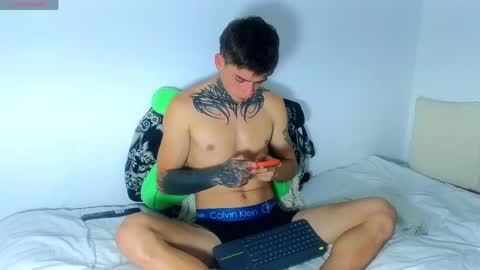 Snapshot of estebanchar_ chatting on 3, 6, 2026 Esteban independent model online show from 3, 6, 2026
