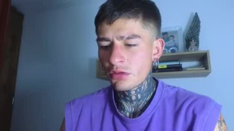 Snapshot of estebanchar_ chatting on 9, 6, 2026 Esteban independent model online show from 9, 6, 2026