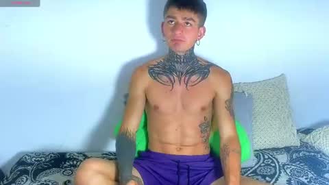 Snapshot of estebanchar_ chatting on 18, 6, 2026 Esteban independent model online show from 18, 6, 2026