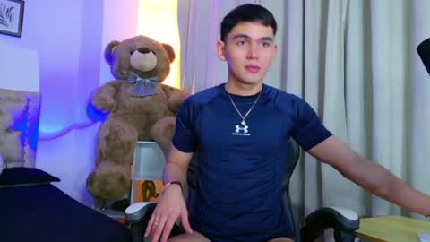 Snapshot of estebanperez_ chatting on 22, 6, 2026 Esteban online show from 22, 6, 2026