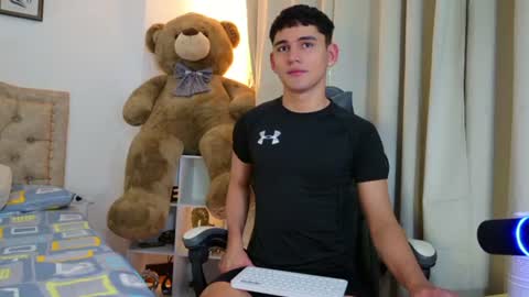 Snapshot of estebanperez_ chatting on 18, 7, 2026 Esteban online show from 18, 7, 2026