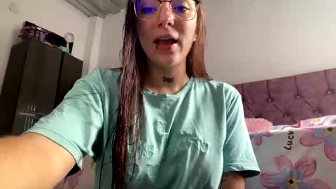 estefa1 online show from 8, 6, 2026