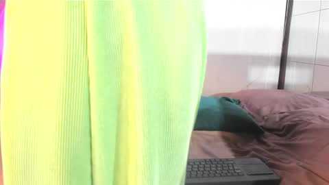 Estefa G online show from 8, 3, 2025