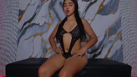 Snapshot of estefani_doll chatting on 19, 7, 2026 estefani_doll online show from 19, 7, 2026