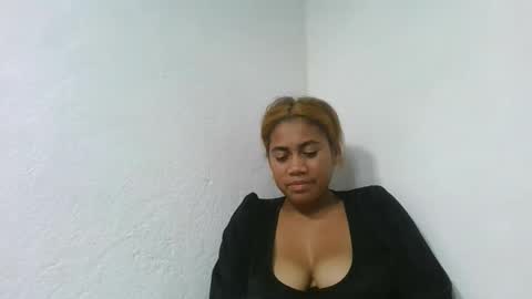 Snapshot of estelah796836 chatting on 8, 6, 2026 estelah796836 online show from 8, 6, 2026