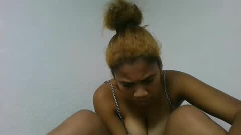 Snapshot of estelah796836 chatting on 9, 6, 2026 estelah796836 online show from 9, 6, 2026