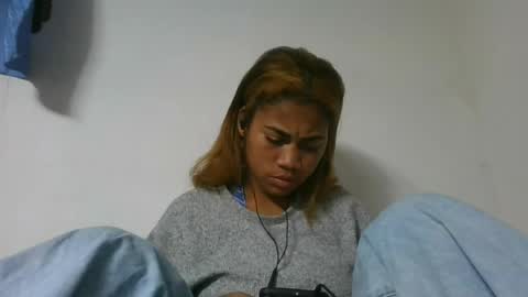Snapshot of estelah796836 chatting on 17, 6, 2026 estelah796836 online show from 17, 6, 2026