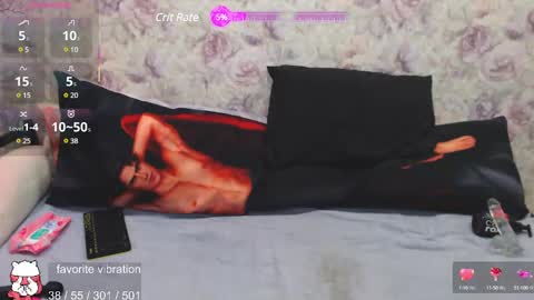 estelle_hicks online show from 9, 3, 2025