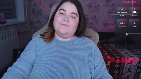 estelle_hicks online show from 4, 11, 2025