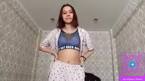 estellekirbo online show from 6, 3, 2026