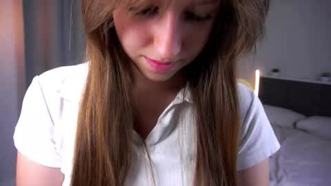 Lily online show from 28, 7, 2026