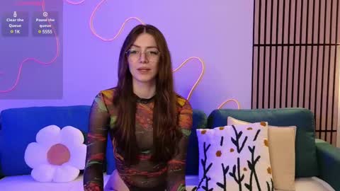 Ester online show from 8, 3, 2025