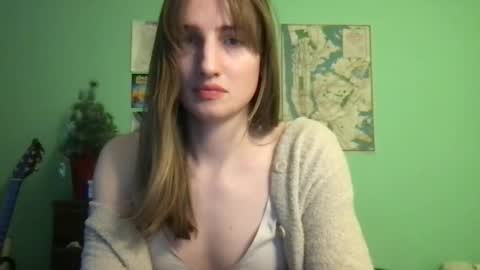 Esther Grey online show from 29, 1, 2025