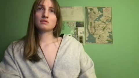 Esther Grey online show from 7, 2, 2025