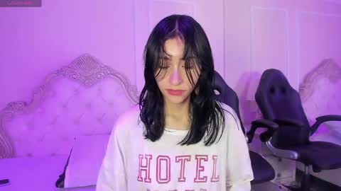   online show from 8, 4, 2026