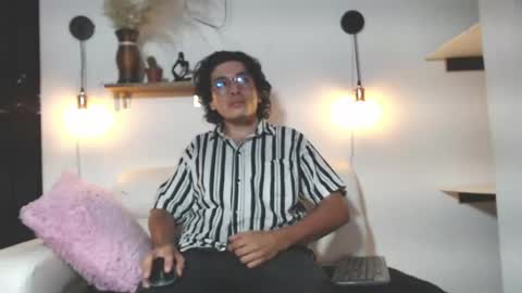 john online show from 25, 4, 2026