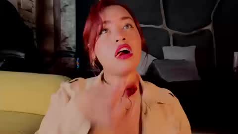 estrella05_ online show from 18, 10, 2025