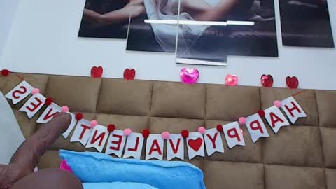 Estrella online show from 19, 2, 2025