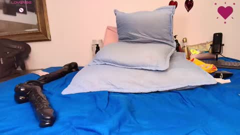 Estrella online show from 5, 3, 2025