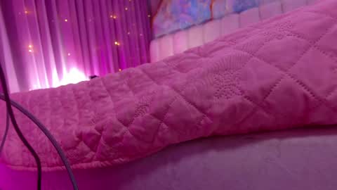 Snapshot of estrella_hanks_ chatting on 22, 5, 2026 Estrella online show from 22, 5, 2026