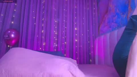 Snapshot of estrella_hanks_ chatting on 2, 6, 2026 Estrella online show from 2, 6, 2026