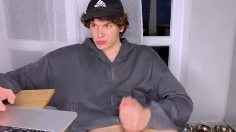 Alex online show from 19, 4, 2026