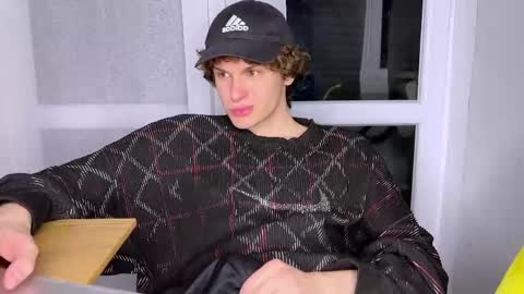 Alex online show from 21, 4, 2026