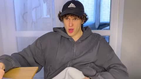 Alex online show from 24, 4, 2026