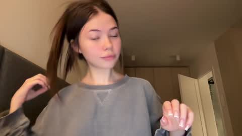 Snapshot of eternal_infinite chatting on 6, 12, 2024 nika 3 online show from 6, 12, 2024