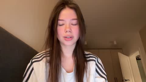 Snapshot of eternal_infinite chatting on 9, 12, 2024 nika 3 online show from 9, 12, 2024