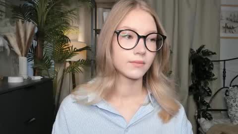 Natalie online show from 18, 10, 2025