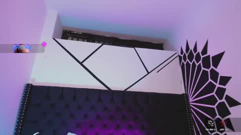 ethaancox online show from 2, 10, 2025