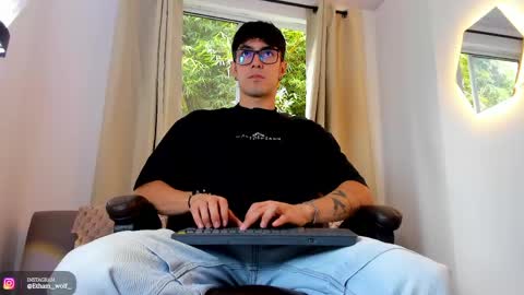 etham_wolf1 online show from 5, 6, 2026